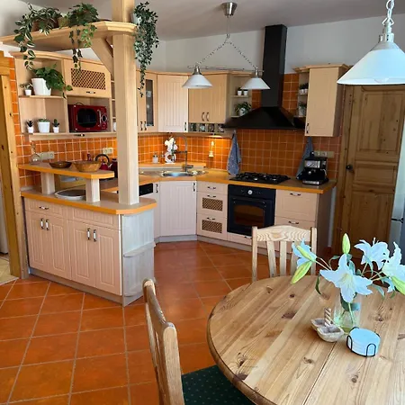 Bright, Bold, And Totally Cozy! Apartmán Karlovy Vary